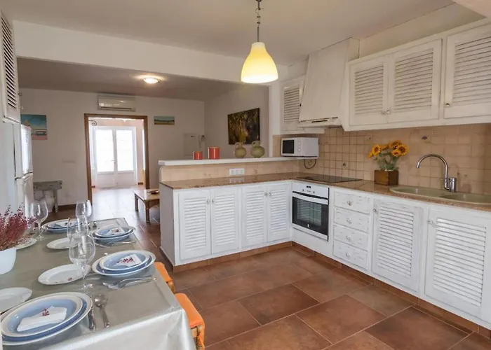 Leida - Relax Y Privacidad * Cala Blanca (Menorca)